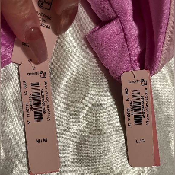 Victoria’s Secret Pink “V” Bathing Suit 🌸 - Picture 4 of 6
